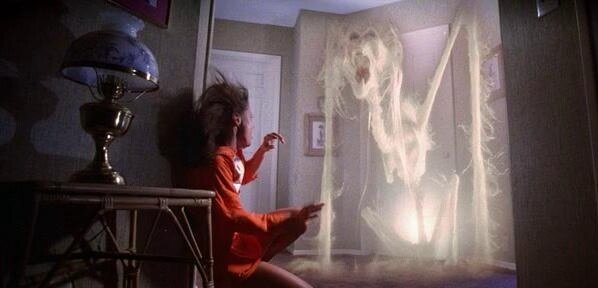 Х/ф "Полтергейст" (1982).