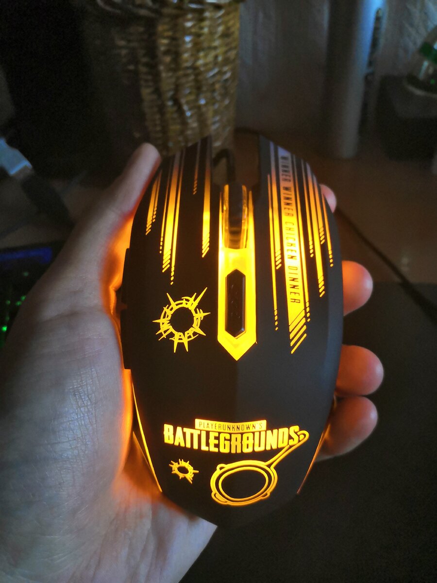 Светится очень ярко!