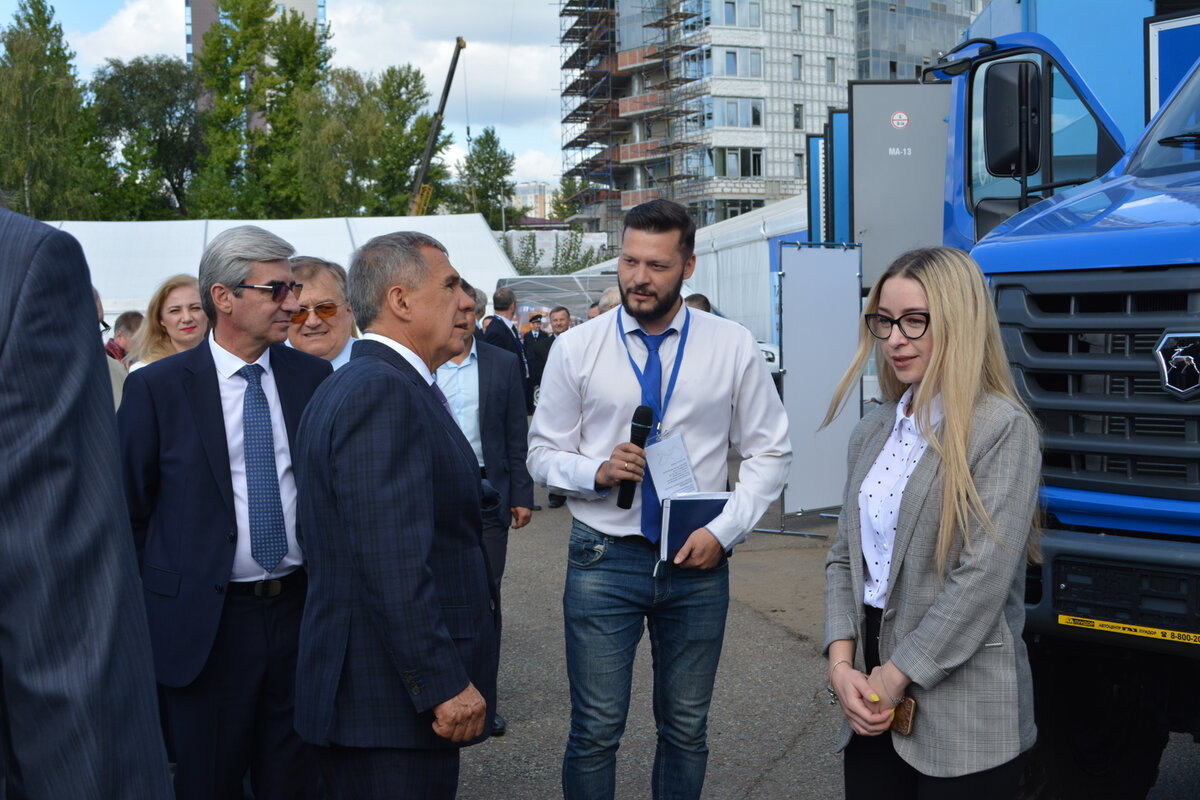 Президент Республики Татарстан оценивает Садко Next