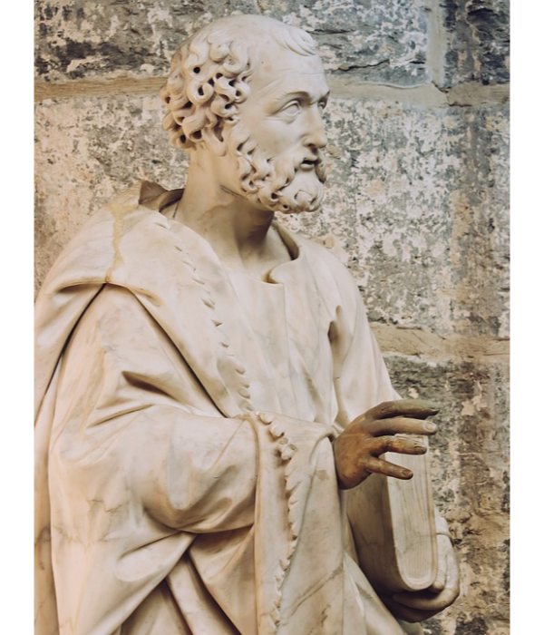 https://cdn.pixabay.com/photo/2019/07/25/19/11/statue-4363282_960_720.jpg