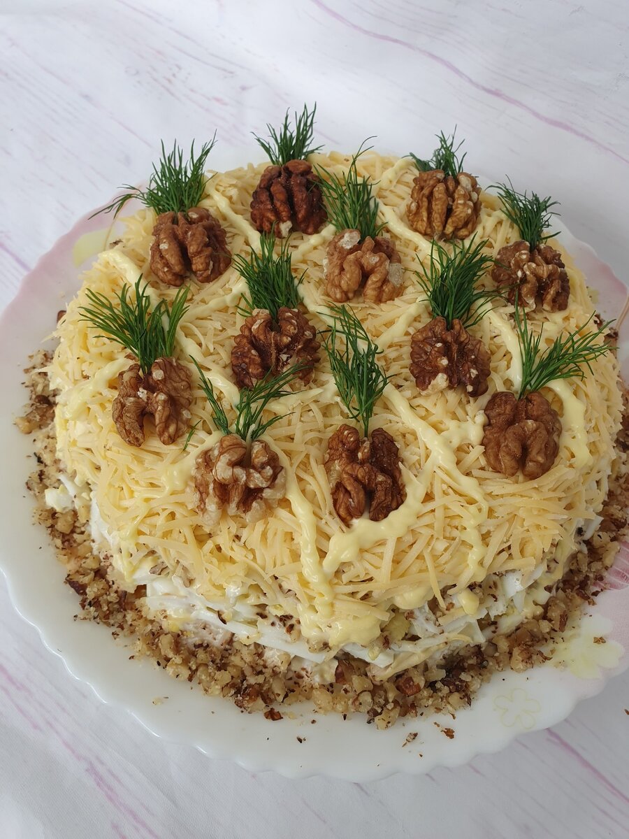 Ловите рецепт самого вкусного салата, который точно понравится вашей семье!