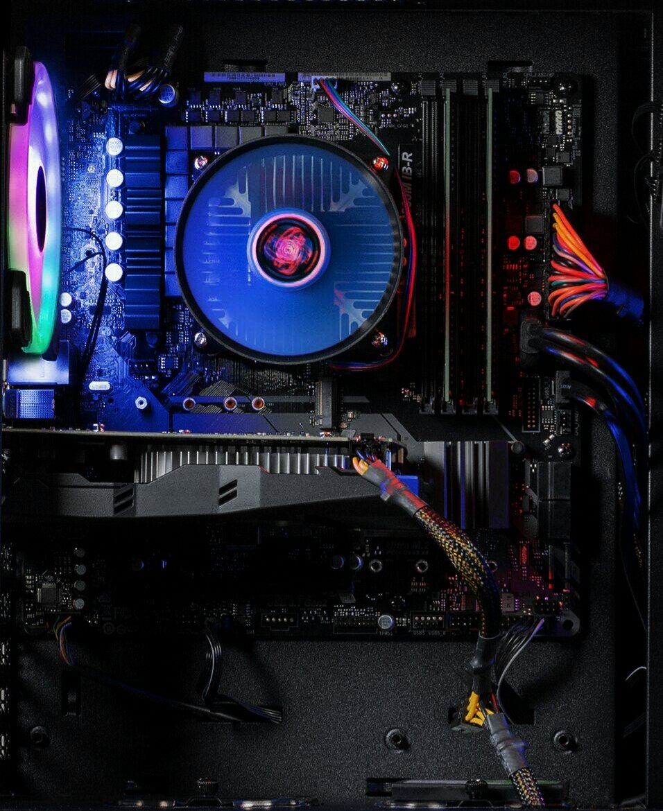 Внутренности игрового компьютера )