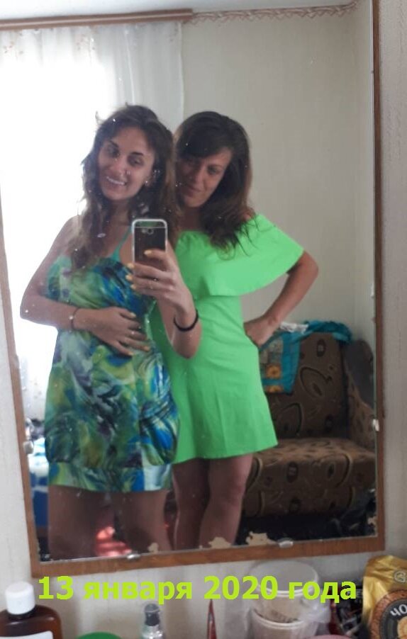 Вот так я выгляжу сейчас. Я справа :-)