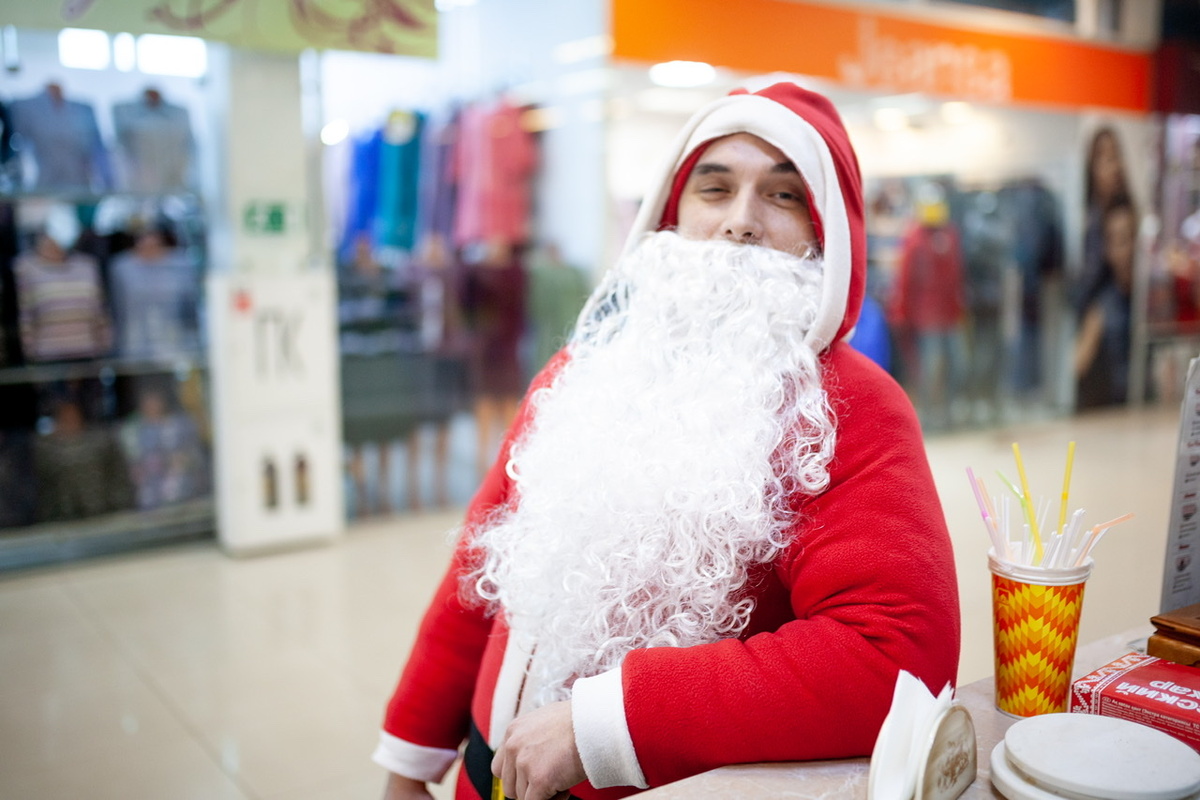 «Наливай!» — говорит. Чай. А вы что подумали? 😉
