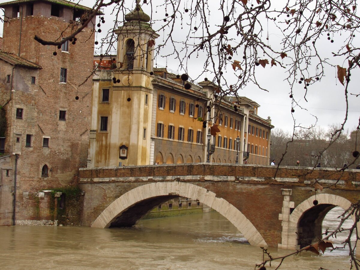 Ponte Fabricio
