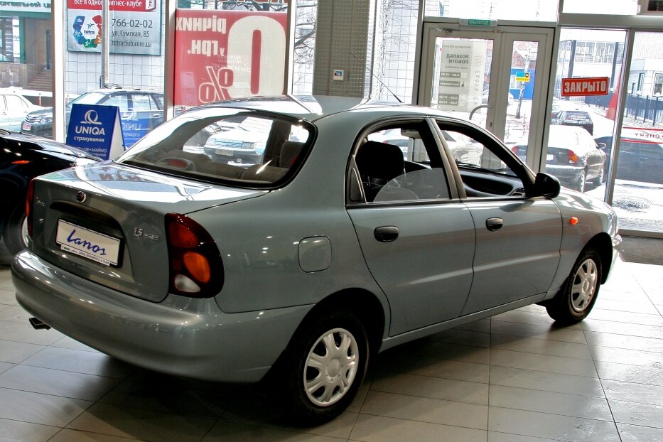 С 1998 по настоящее время Daewoo Lanos, модифицированные версии Шевроле Ланос и все последующие версии собираются на Украине – крупноузловым методом на Ильичевском заводе автоагрегатов вплоть до Chevrolet Lanos 2007, а с 2004 года новые Шевроле Ланос изготавливают полным циклом на запорожском заводе АвтоЗАЗ.