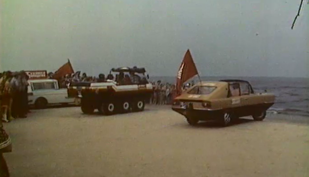 Самодельный автомобиль турист
