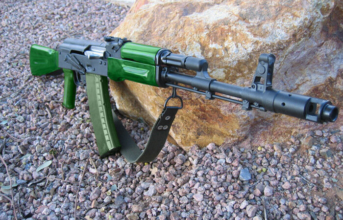 Зеленый автомат Калашниква