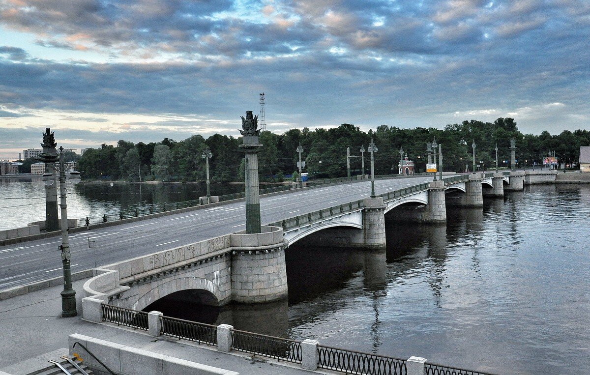 Ушаковский мост в санкт петербурге