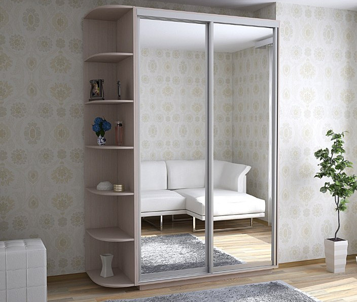 Шкаф купе в гостиной.