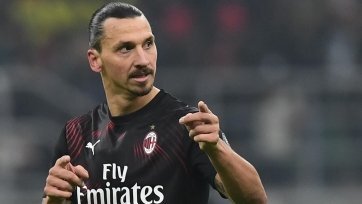 Фото: acmilan.comCorriere dello Sport утверждает, что 38-летний форвард никуда из «Милан» по завершении текущего сезона не уйдет, если клуб в межсезонье усилит состав и будут бороться за место в Лиге чемпионов.
