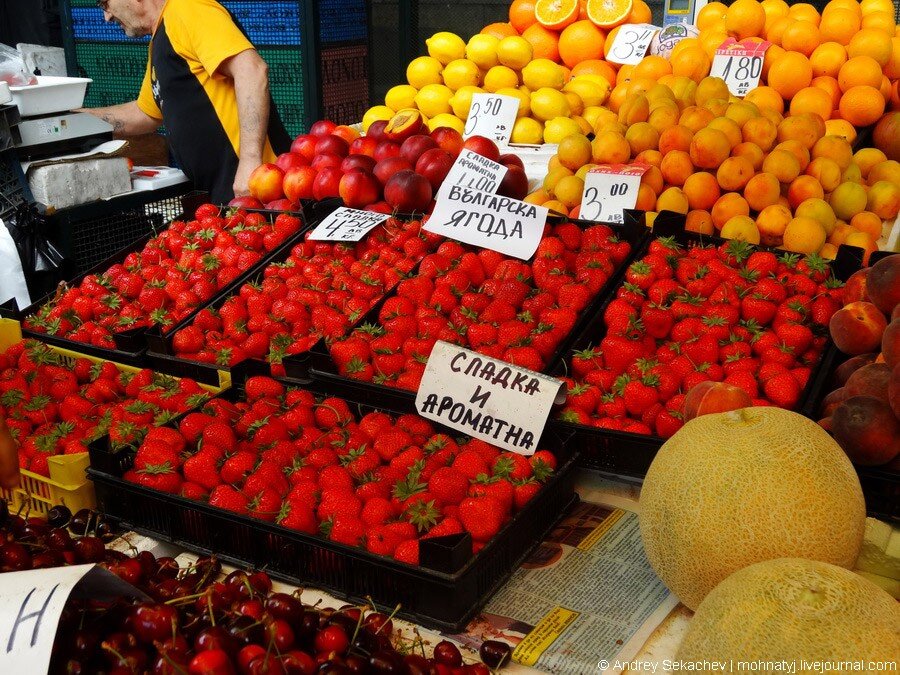 Какие фрукты в мае в сочи. Фрукты в мае в сочи. Фрукты в сочи в июне. Какие фрукты в мае в сочи. Фрукты грузии.