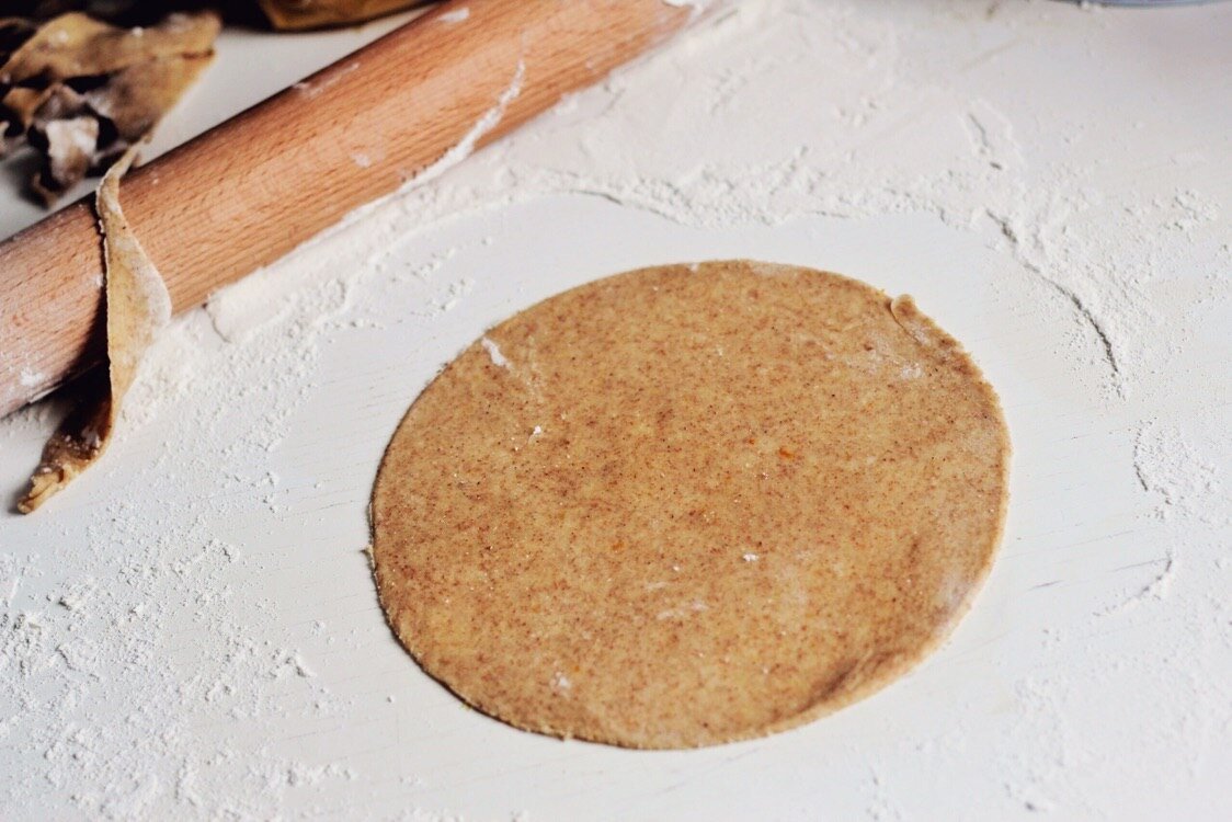 ржаная мука даёт не столько специфический вкус и запах, но и другой цвет