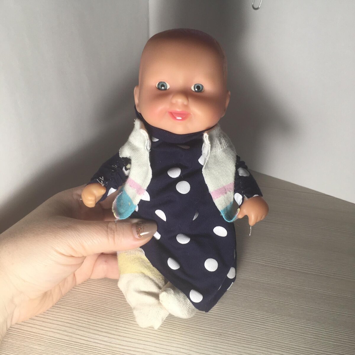 фото из личного архива. Накидка и колготки - из носочков, платье - из старых лосинок