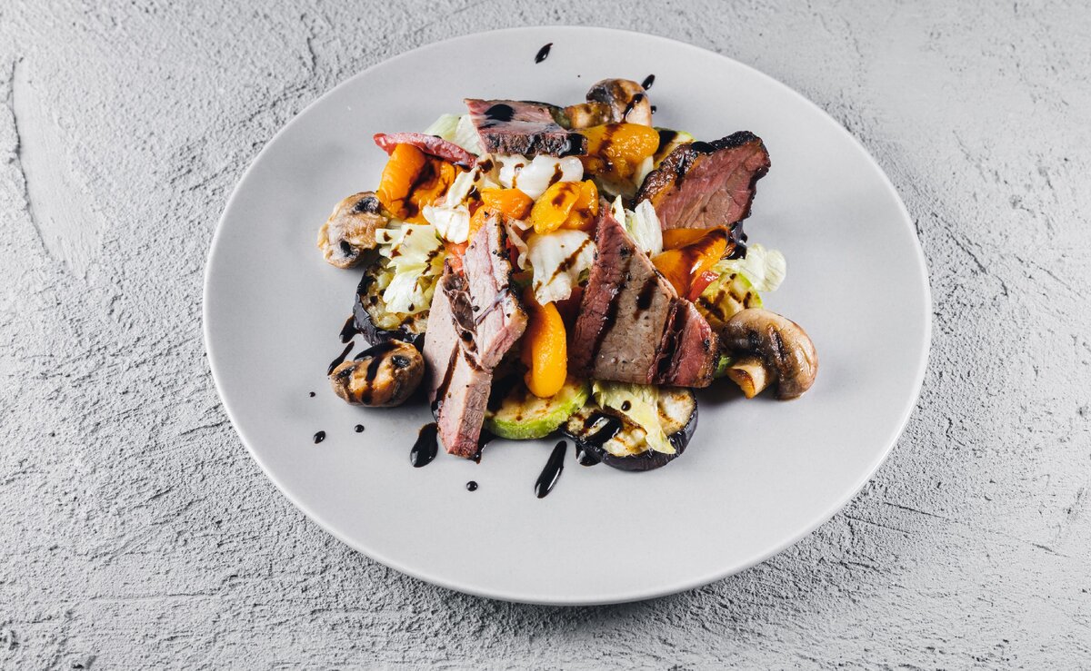 Вот такой ресторанный красавчик. 