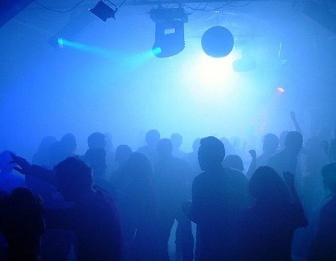Одна из вечеринок в легендарном клубе "Паръ" на Петроградской / vk.com Паръ.spb