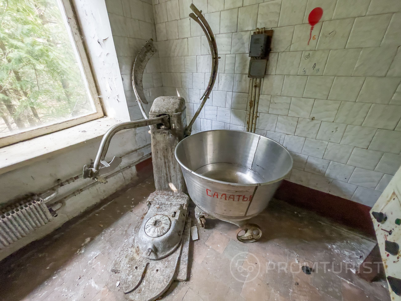 Пищеблок времён СССР 😱🥄🏚12