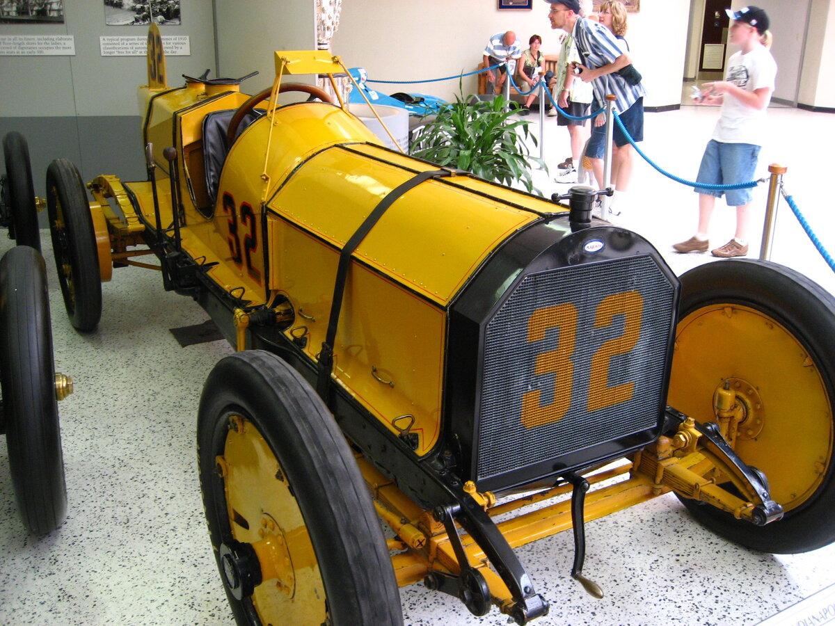 А вот и машина наших победителей Marmon Model 32 Wasp