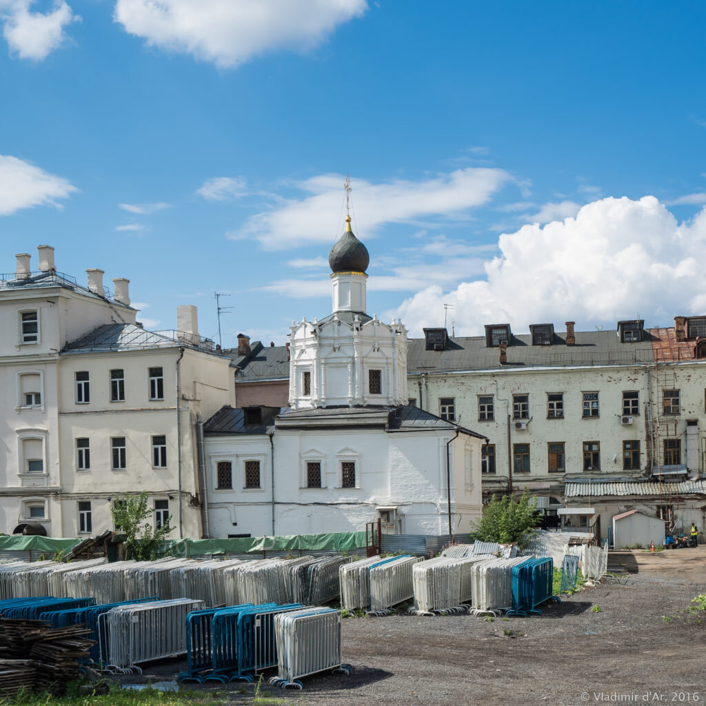 Храм на Никольской улице