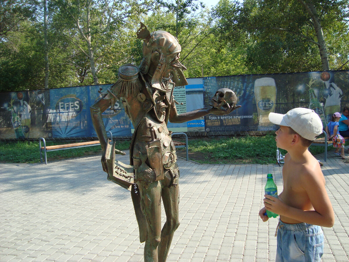 Яровое, набережная. 2012 год. Фото автора.