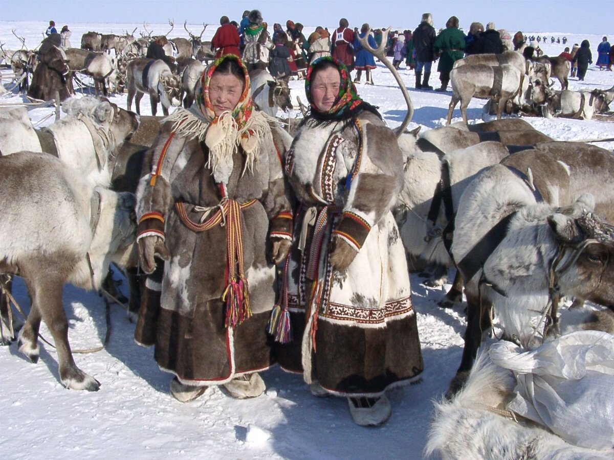 Чукотско камчатская область. Чукчи Эскимосы Коряки. Коряки эвенки. Коряки Ительмены Эскимосы. Эвенки, эвены, нанайцы, Коряки, чукчи.