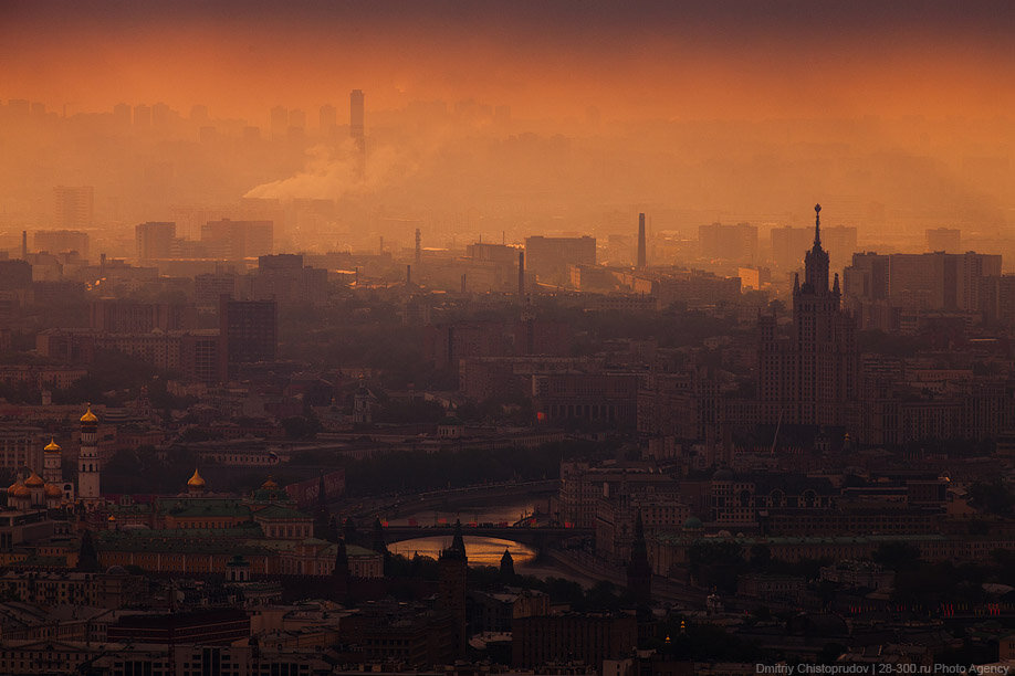 Moscow 22. Чистопрудов Дмитрий Москва. Дмитрий Чистопрудов фото Москвы. Рассвет над Москвой. Рассвет город необычно.