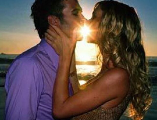 Порно видео красиво целует член