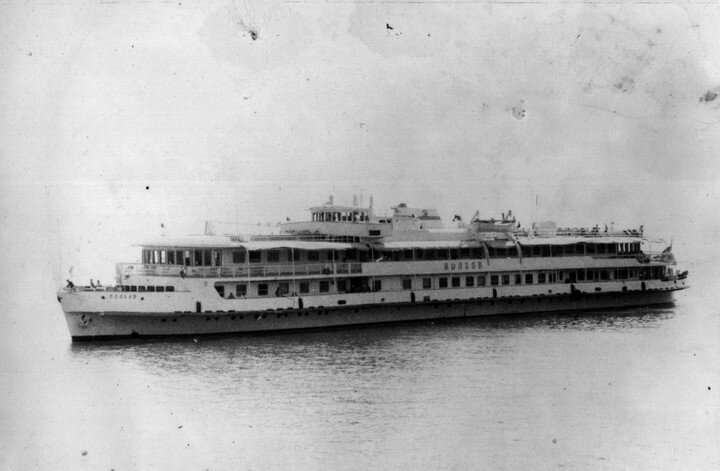 Пароход рязань проект 737а. Пароход шел полным. Камское речное пароходство. Теплоход короленко. Теплоход "терек" сзрп.