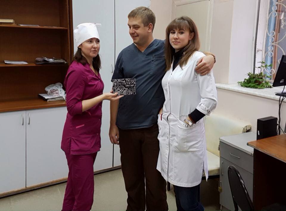 Буклет требуется фельдшер фап. Требуется санитарка. Вакансии санитаркой липецк. Уборщица в медицинский центр. Требуется санитарочка.
