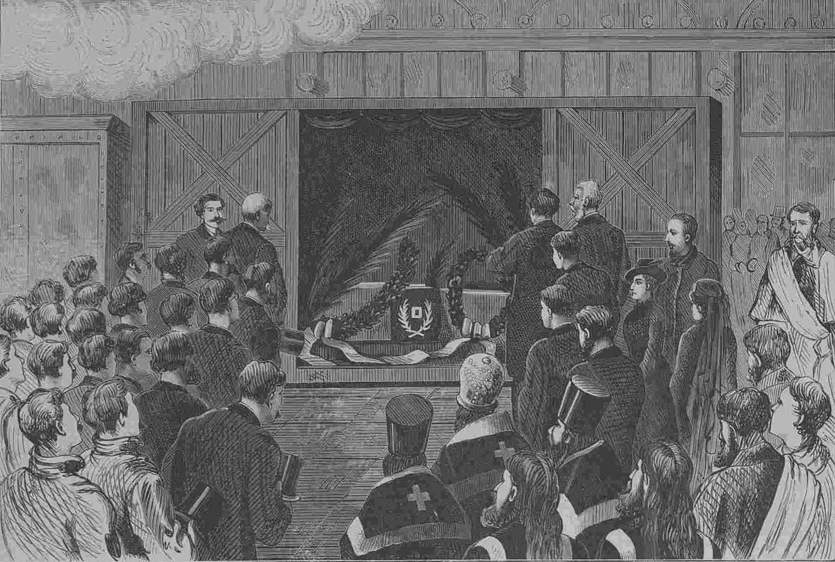 Тело доставили на вокзал в Санкт-Петербург