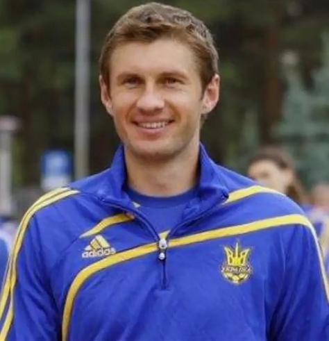 фото футболист Евгений Левченко