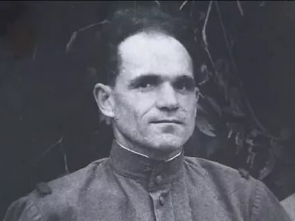 Новиченко Яков Тихонович