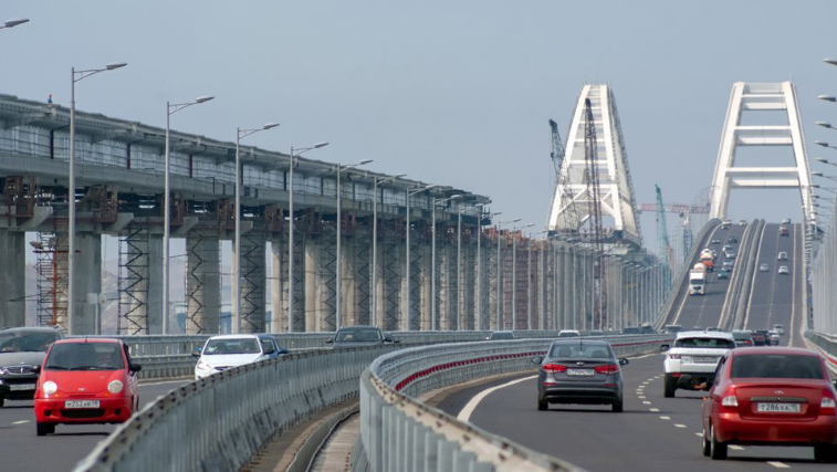 Снимки: Крымский мост официальный портал Most.Life