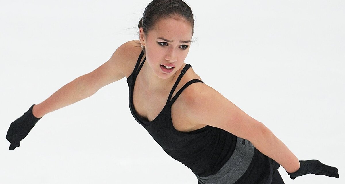 Олимпийская чемпионка Алина Загитова одержала победу на этапе Гран-при в Москве