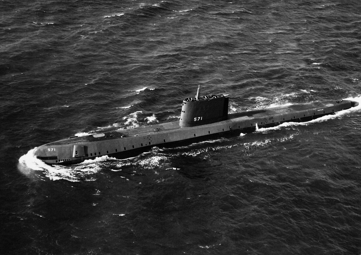 Американская субмарина «Наутилус» SSN-571 