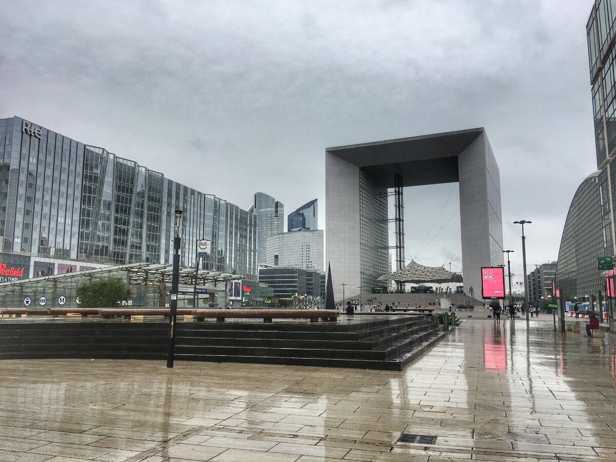 Большая арка Дефанса