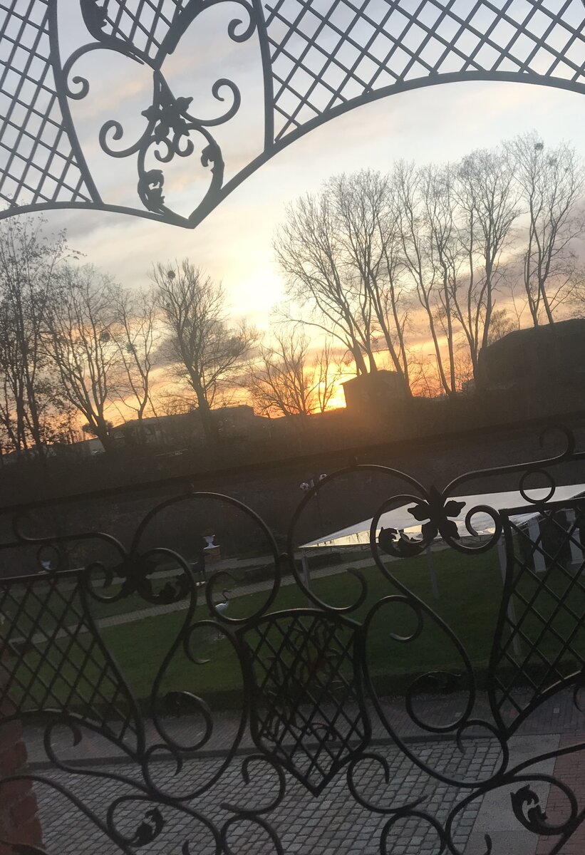 Вот с таким видом работаю.