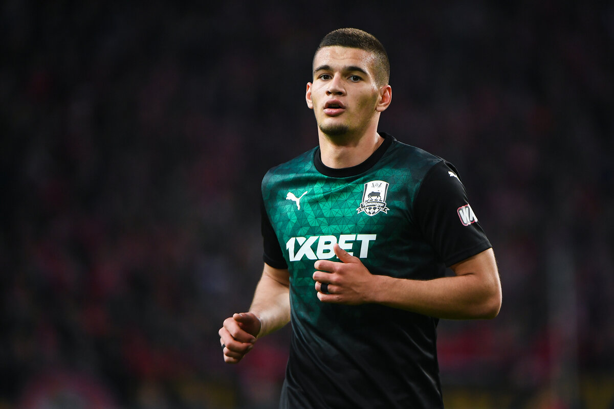 Алексндр Черников - полузащитник ф/к "Краснодар"