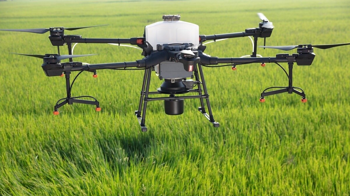 Фото: Официальный сайт Skymec Новый беспилотник DJI AGRAS T20 с баком 20 литров