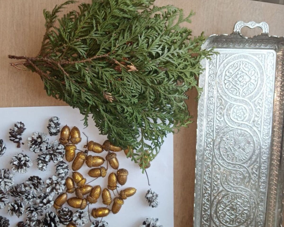листать галерею