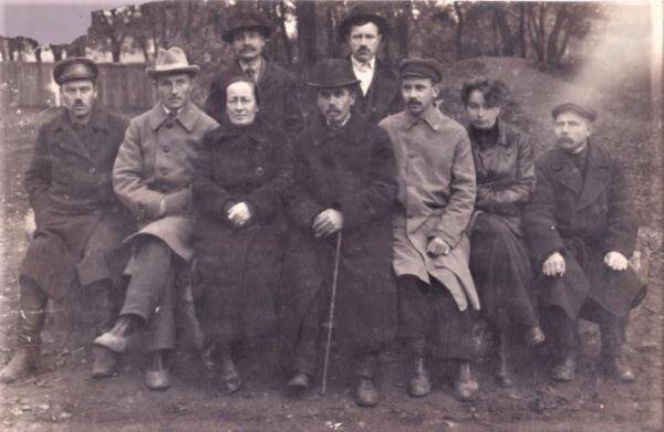 Р.С. Землячка среди бывших подпольщиков Рогожско-Симоновского района. 1923 г.