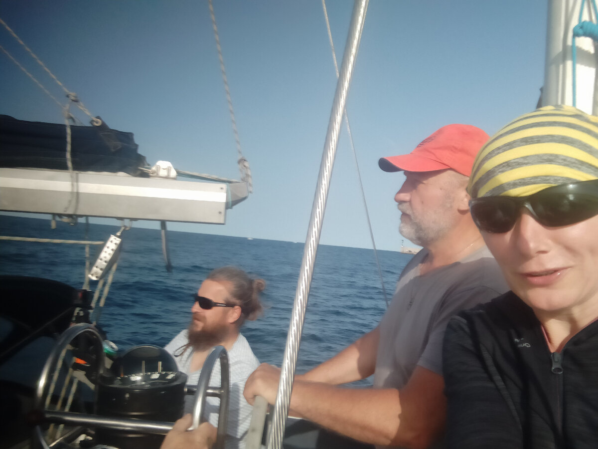 Вышли в океан на тестовую проверку