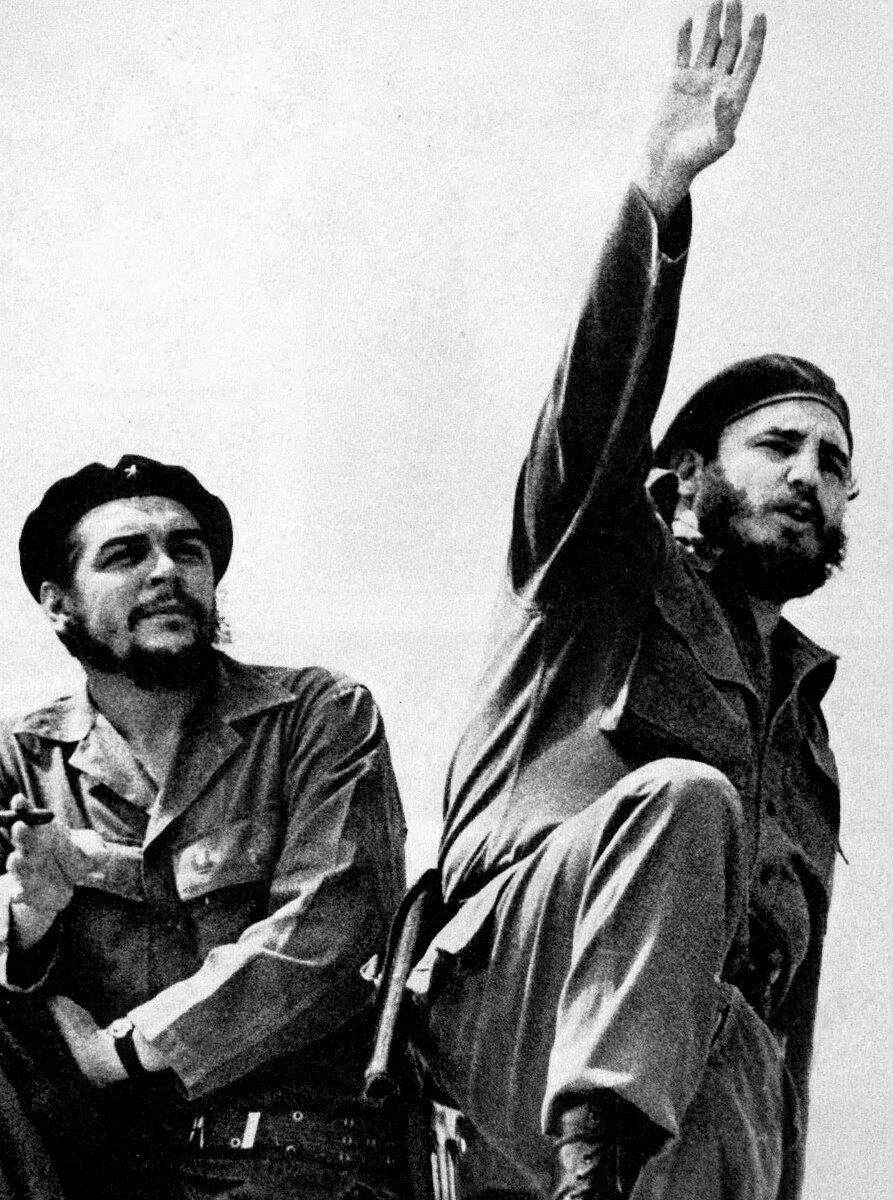 Фидель Кастро и Че Гевара, 1961 год. Источник: wikipedia.org