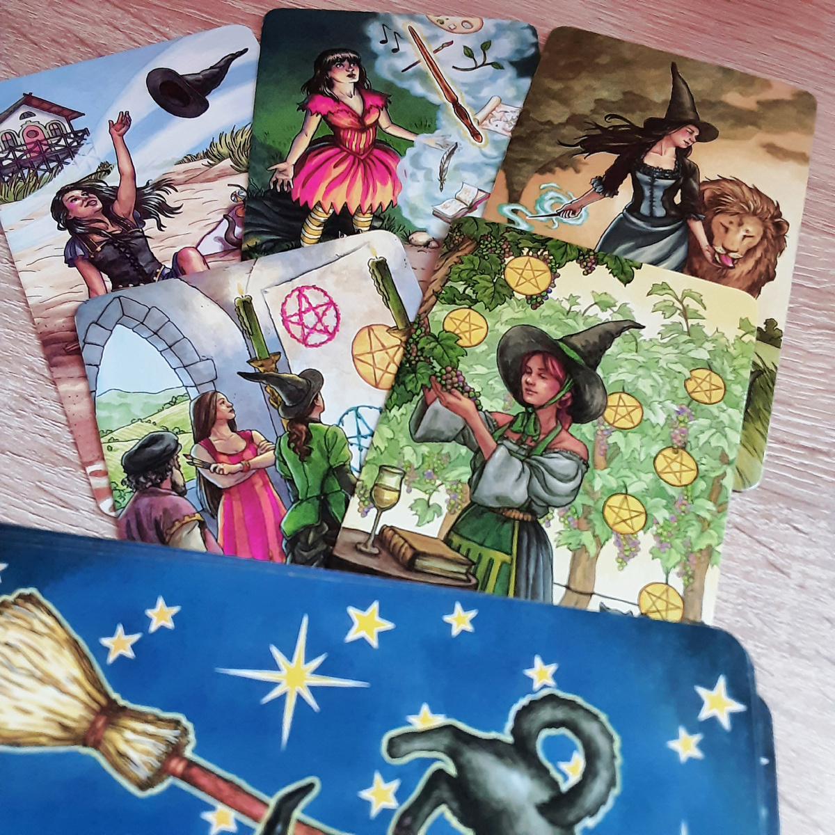 Everyday Witch Tarot