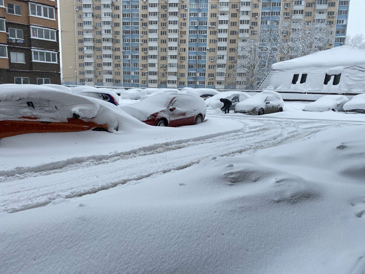 Снег летом в Краснодаре