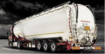 Автоцистерна-полуприцеп для перевозки мазута. Материал термоизоляции - минеральная вата. Подогрев паром осуществляется по принципу ди-зельных горелок, только в трубы которые установ-лены внутри самой емкости подается не жидкое топливо которое потом воспламеняется, а горячий пар разогретый до 200 градусов Цельсия. Подогревать нефтепродукт можно только в тех местах где есть источник горячего пара.