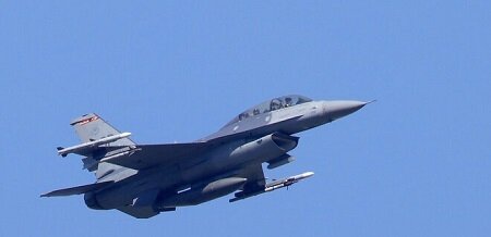    Зеленский требует от союзников 160 истребителей F-16