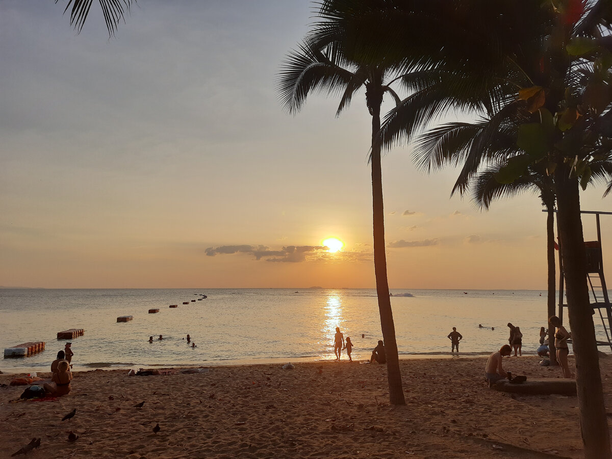 Закаты в Паттайе с последней зимовки, листайте!