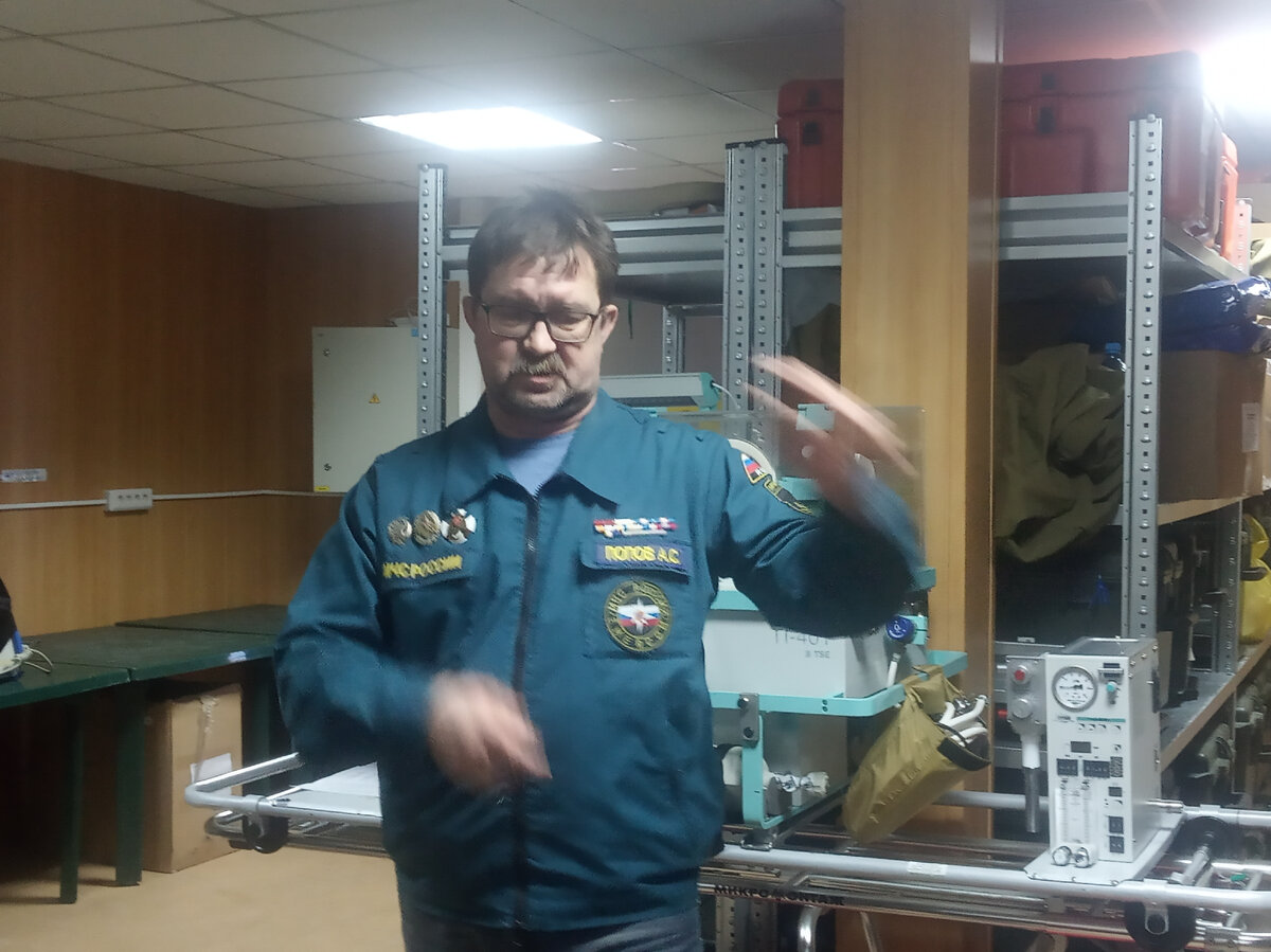 О своей работе врач Александр Попов рассказывает очень эмоционально.