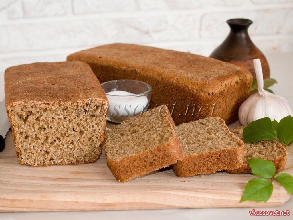 Домашний хлеб из цельнозерновой муки в духовке